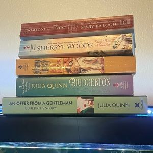 Book bundle- includes Bridgerton 1 & 3